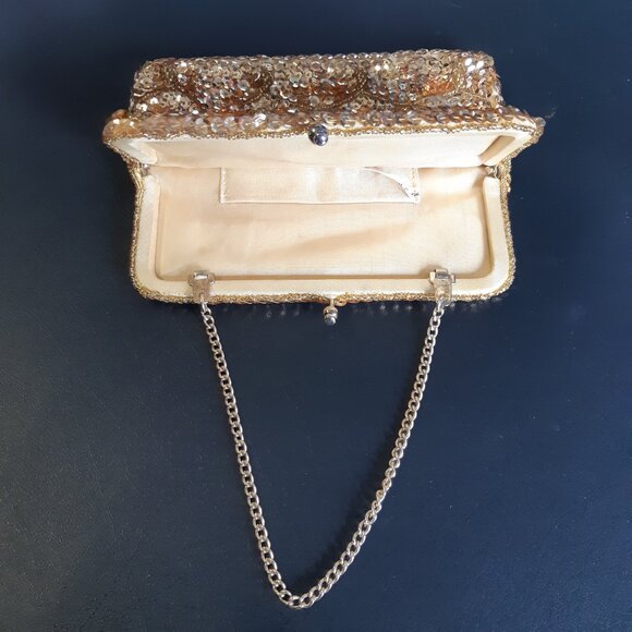 Vintage Gold Sequined Evening Kiss Lock Handbag /Clutch w/ Chain -6.5 x 5 inches - Picture 2 of 11